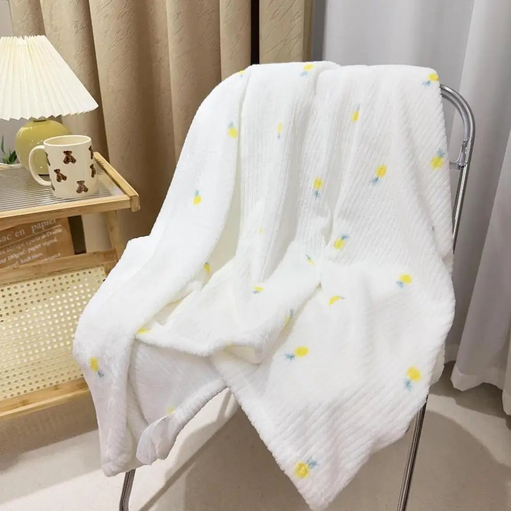 MINISO Snoopy Cartoon Good Night Blanket | Flannel Blanket Dormitory Cover Blanket Leisure Blanket Sofa Air Conditioning Blanket