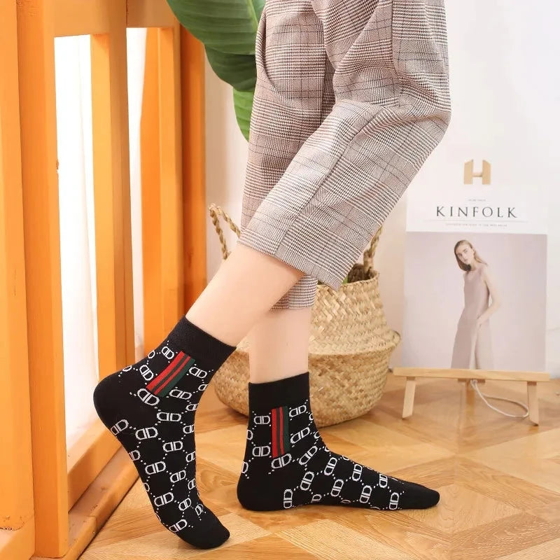 Autumn And Winter Models Of Men's Socks Sweat-Absorbing Breathable Trend Of Women's Cotton Mid-Calf Socks Long Socks